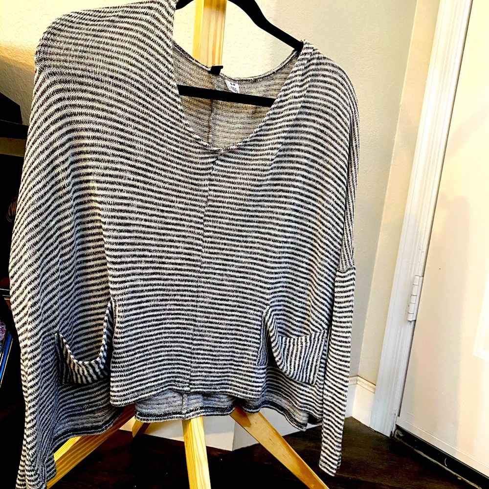 Urban Outfitters long sleeve tee